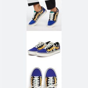 Vans Womens Comfycush Old Skool Zebra Mixed Media Fashion Sneakers